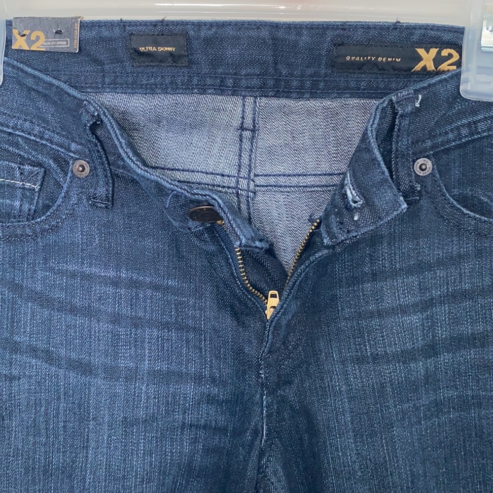 X2 Capris - Picture 2 of 3
